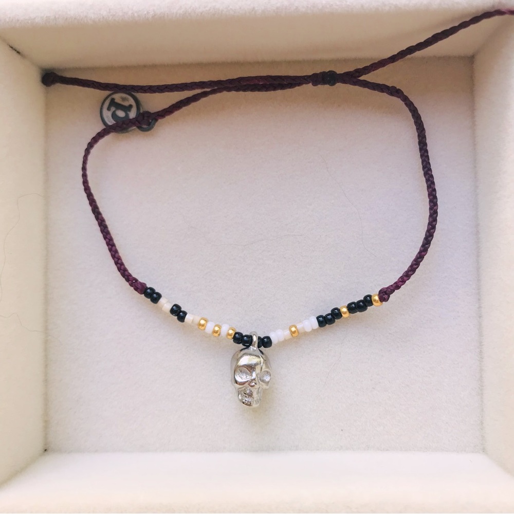 Pura Vida skull seed bead bracelet